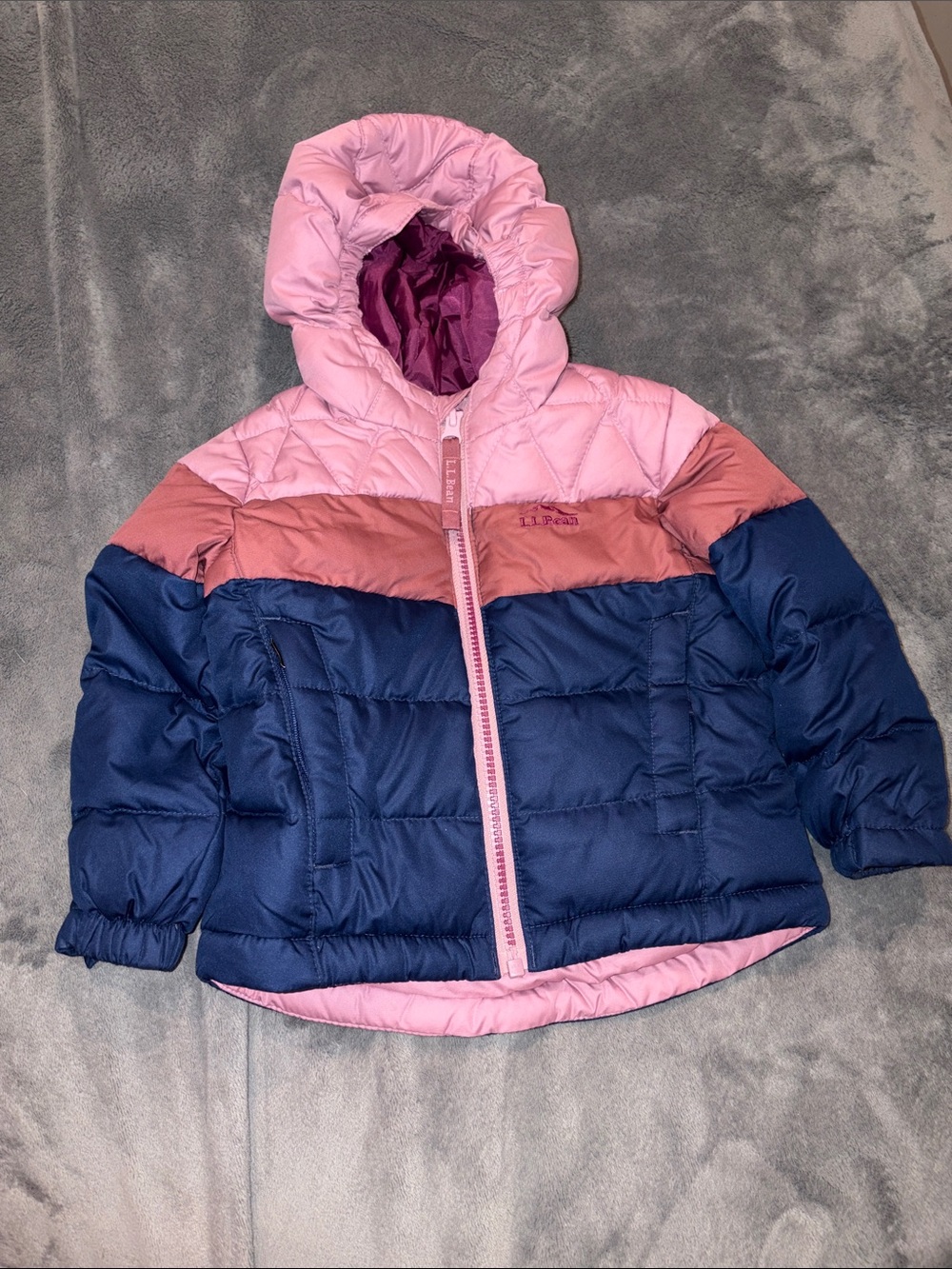 L.L. Bean Toddler Girls Colorblock down lot Puffer Jacket